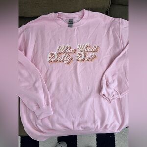 Gildan Light Pink Heavy Blend Sweatshirt what would Dolly do size medium
